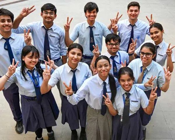 CBSE Class XII Results 2026: Telangana Girls Secure "Powerhouse" Lead Over Boys