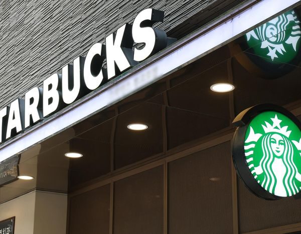 Starbucks Headquarters Apologises Over ‘Tank Day’ Controversy After Massive Backlash