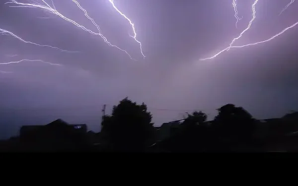 Chicago Area Faces Threat of Extremely Heavy Rain as New Storm System Develops This Week